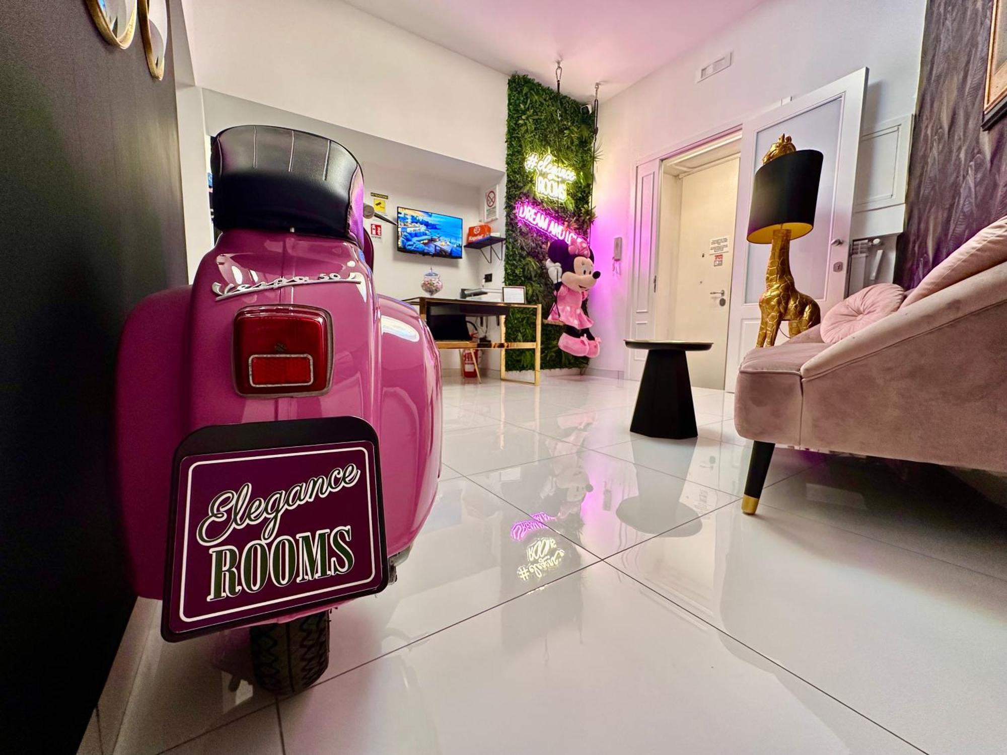 Elegance Rooms Spaccanapoli Exterior photo